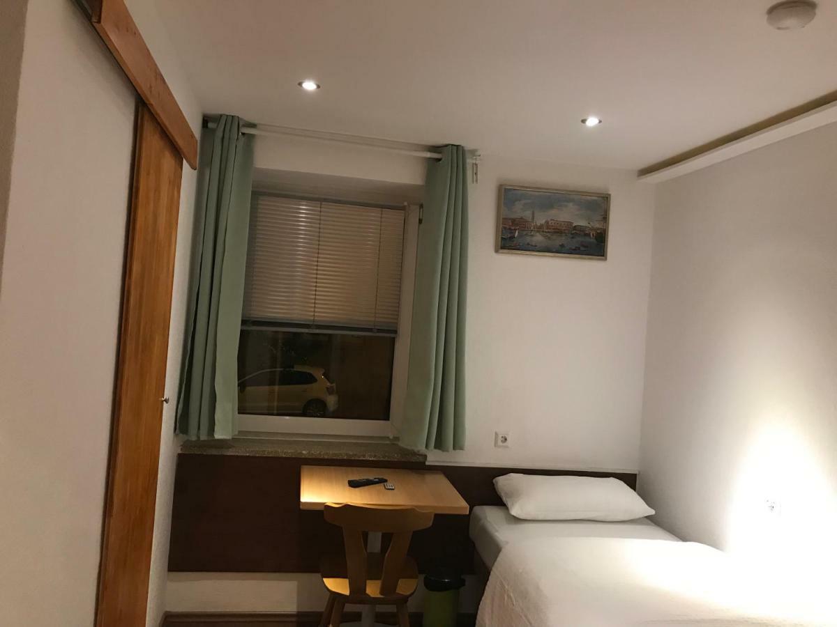 Tu Ferienzimmer In Ulm Stadtmitte Экстерьер фото